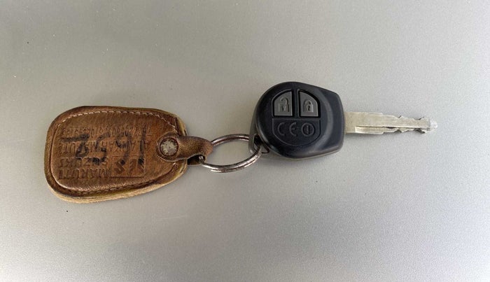 2019 Maruti Dzire VXI, Petrol, Manual, 17,671 km, Key Close Up