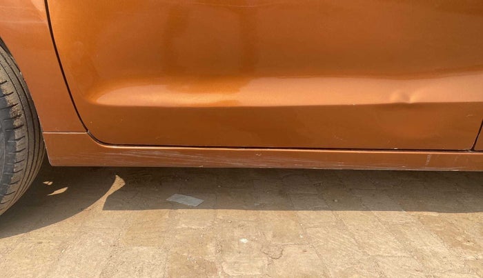 2015 Maruti Baleno ALPHA PETROL 1.2, Petrol, Manual, 64,619 km, Left running board - Minor scratches