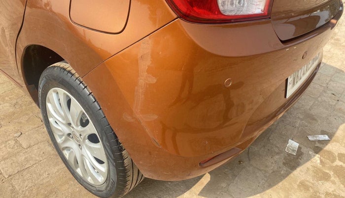 2015 Maruti Baleno ALPHA PETROL 1.2, Petrol, Manual, 64,619 km, Rear bumper - Minor scratches