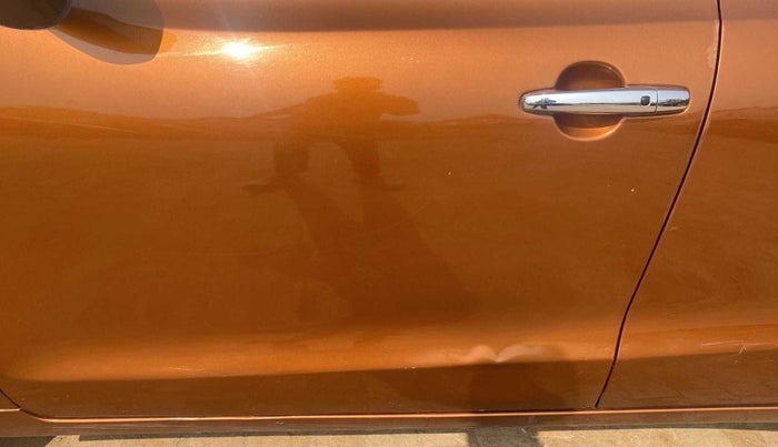 2015 Maruti Baleno ALPHA PETROL 1.2, Petrol, Manual, 64,619 km, Front passenger door - Circle - Paint ok & Dent >4 inch(Dent on Criase Line)