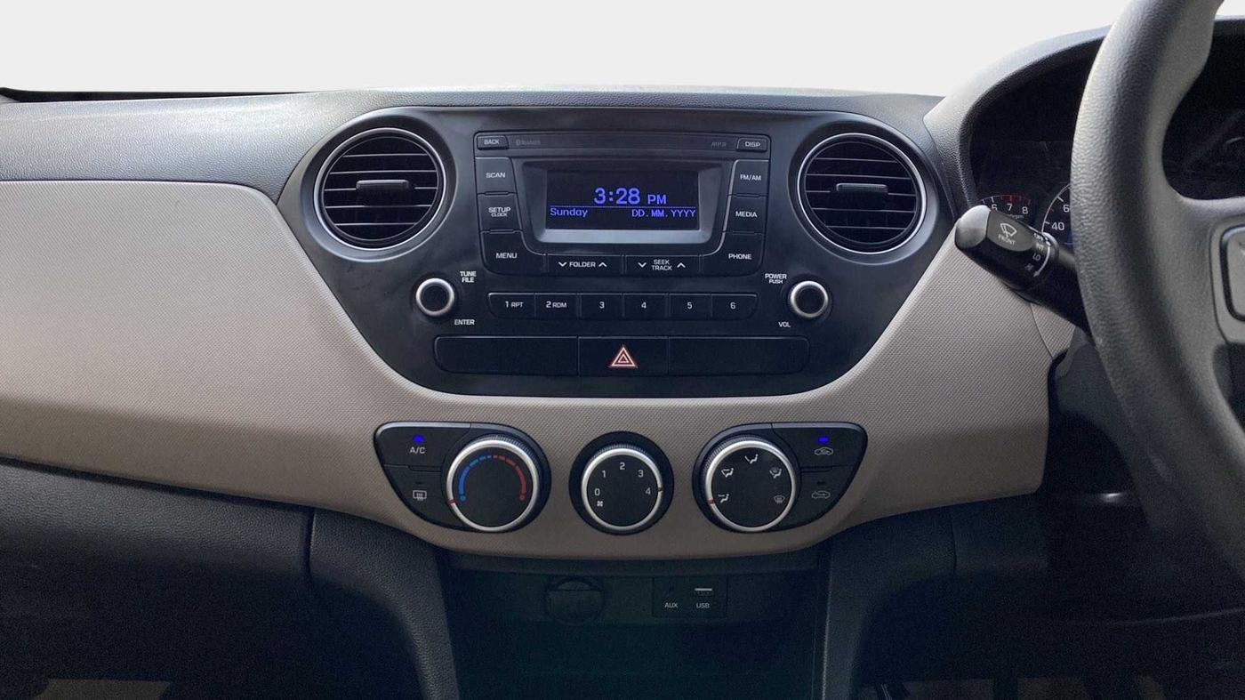 2016 Hyundai Grand i10 SPORTZ 1.2 KAPPA VTVT, Petrol, Manual, 26,870 km, Air Conditioner