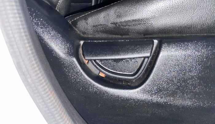 2019 Hyundai NEW SANTRO SPORTZ CNG, CNG, Manual, 76,318 km, Driver Side Adjustment Panel