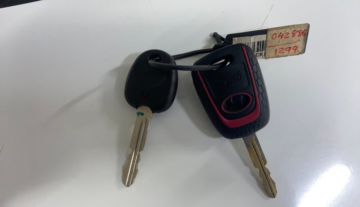 2019 Hyundai NEW SANTRO SPORTZ CNG, CNG, Manual, 76,318 km, Key Close Up