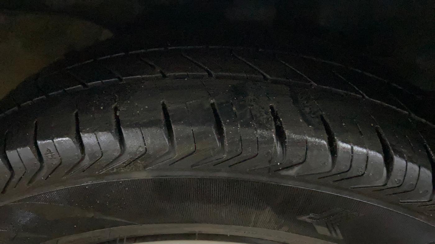 2019 Hyundai NEW SANTRO SPORTZ CNG, CNG, Manual, 76,006 km, Left Rear Tyre Tread