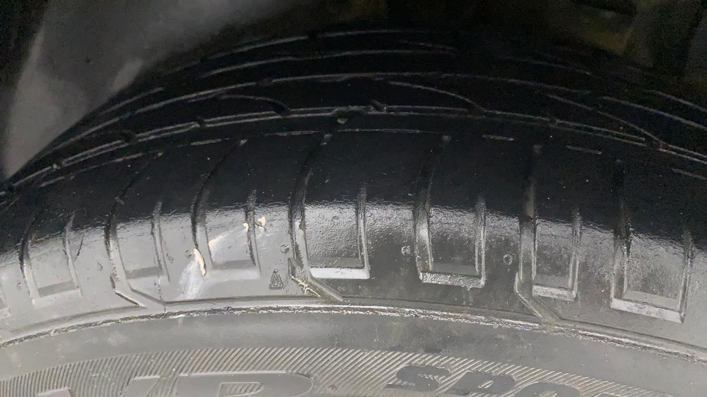 2018 Hyundai Creta SX AT 1.6 DIESEL, Diesel, Automatic, 94,599 km, Left Rear Tyre Tread