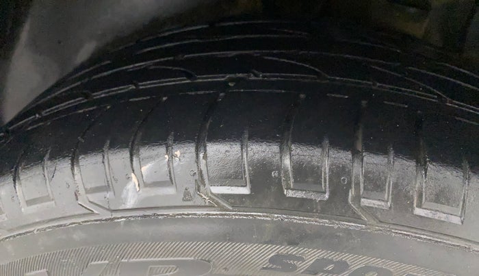 2018 Hyundai Creta SX AT 1.6 DIESEL, Diesel, Automatic, 94,599 km, Left Rear Tyre Tread