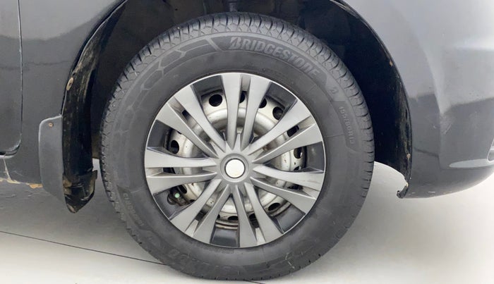 2015 Nissan Micra Active XL, Petrol, Manual, 1,02,132 km, Right Front Wheel