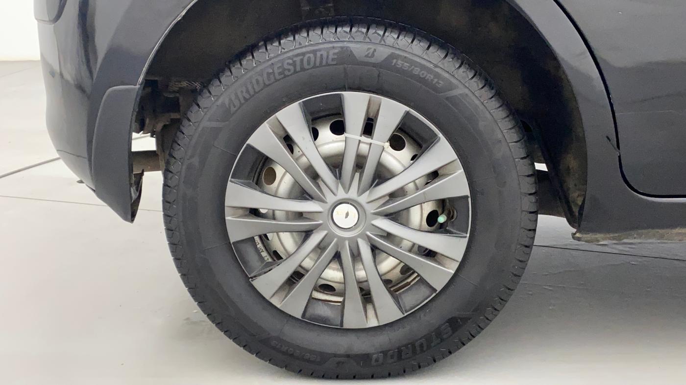 2015 Nissan Micra Active XL, Petrol, Manual, 1,02,132 km, Right Rear Wheel