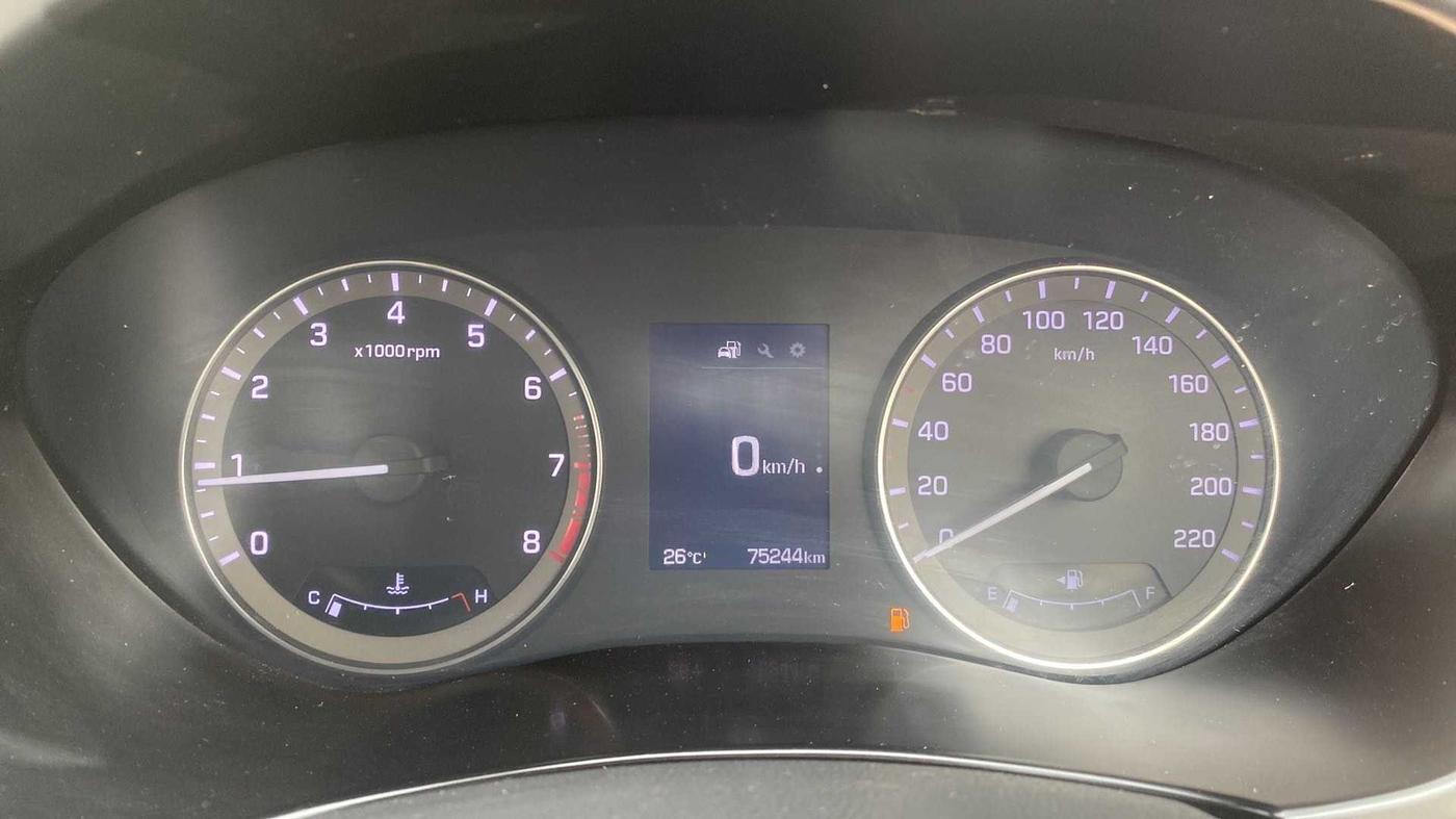 2015 Hyundai Elite i20 ASTA 1.2, Petrol, Manual, 75,292 km, Odometer Image