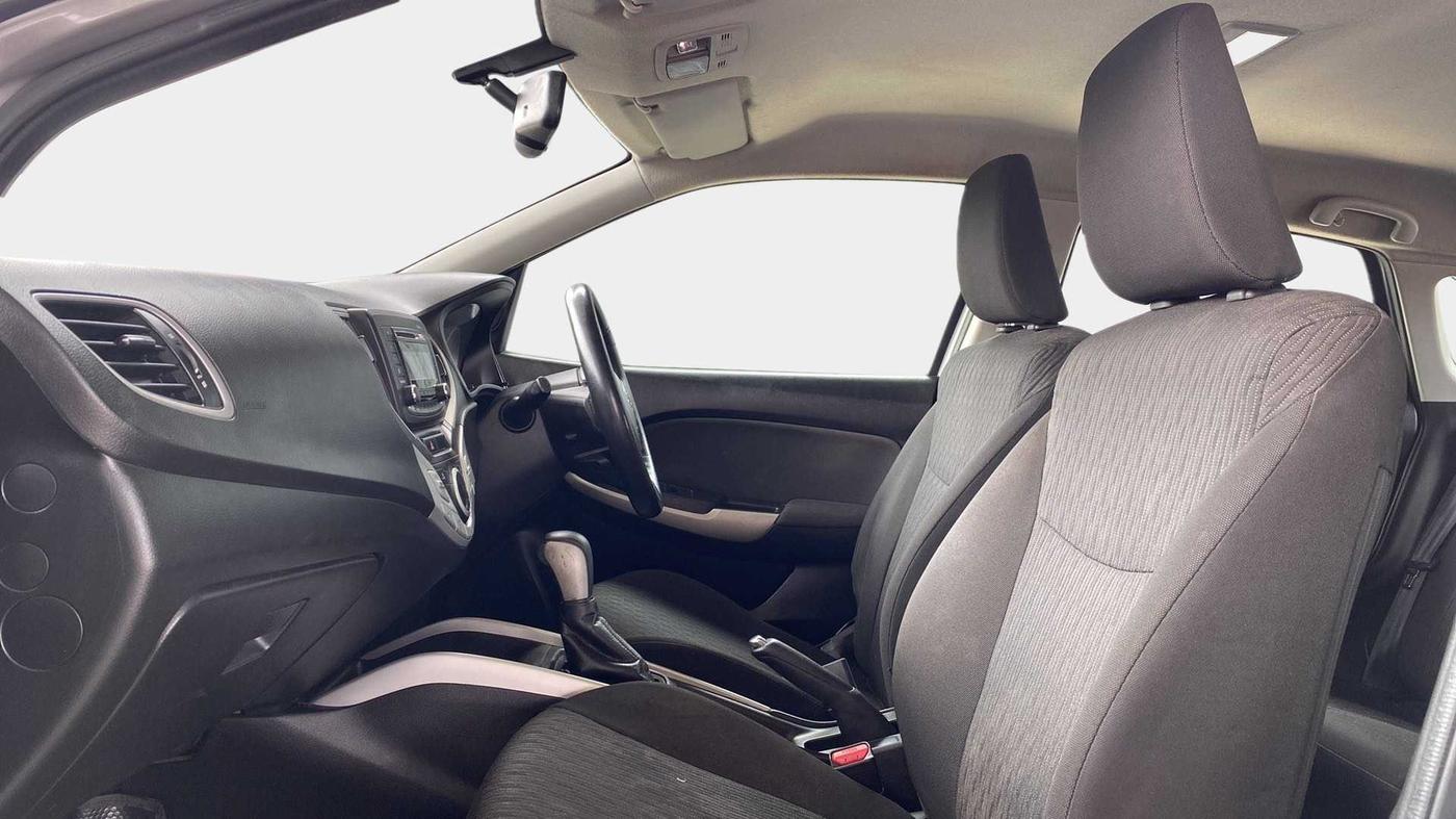 2017 Maruti Baleno ZETA CVT PETROL 1.2, Petrol, Automatic, 43,316 km, Right Side Front Door Cabin