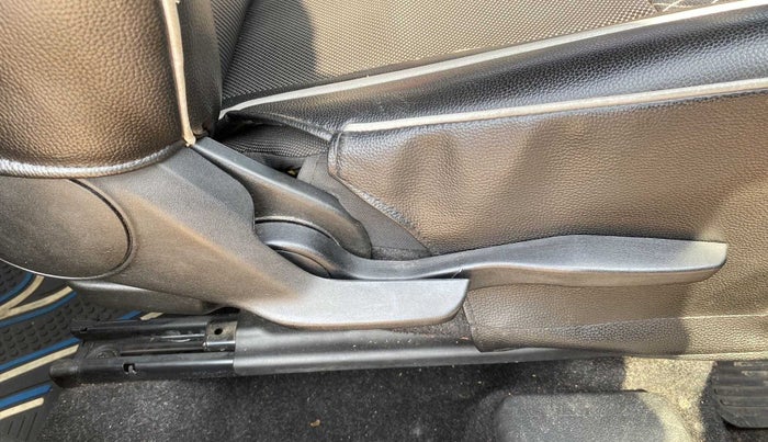 2019 Maruti Baleno ZETA PETROL 1.2, Petrol, Manual, 40,707 km, Driver Side Adjustment Panel