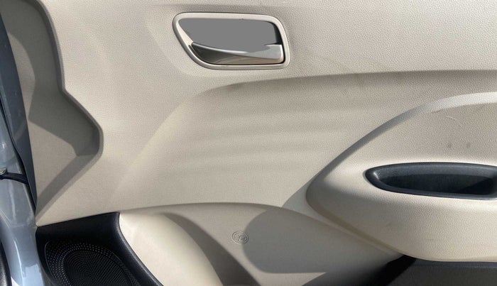2019 Hyundai NEW SANTRO MAGNA, Petrol, Manual, 21,302 km, Driver Side Door Panels Control