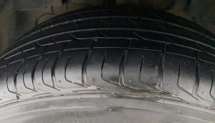2022 Tata NEXON XZA PLUS PETROL DARK EDITION, Petrol, Automatic, 16,554 km, Left Front Tyre Tread