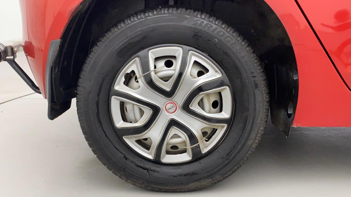 2023 Tata ALTROZ XE PLUS PETROL, Petrol, Manual, 3,655 km, Right Rear Wheel