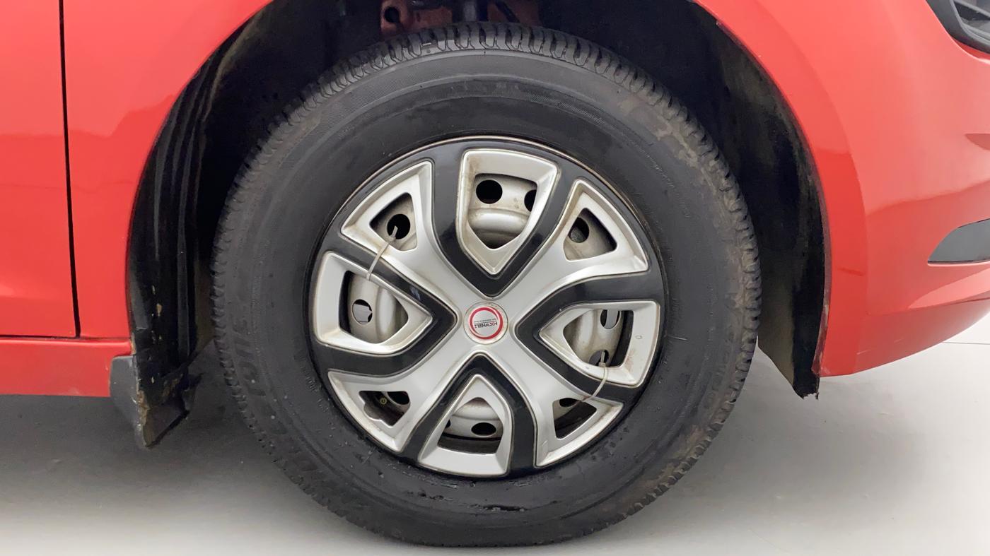 2023 Tata ALTROZ XE PLUS PETROL, Petrol, Manual, 3,655 km, Right Front Wheel