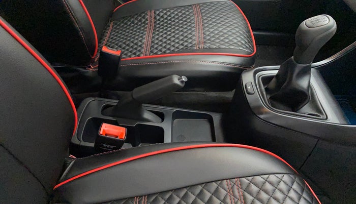 2023 Tata ALTROZ XE PLUS PETROL, Petrol, Manual, 3,655 km, Gear Lever