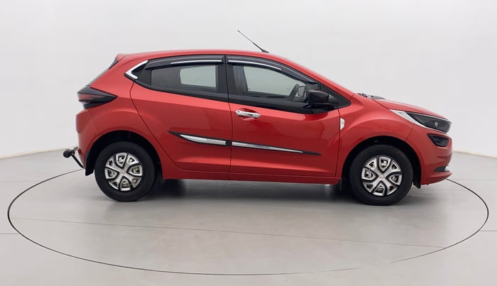 2023 Tata ALTROZ XE PLUS PETROL, Petrol, Manual, 3,655 km, Right Side View