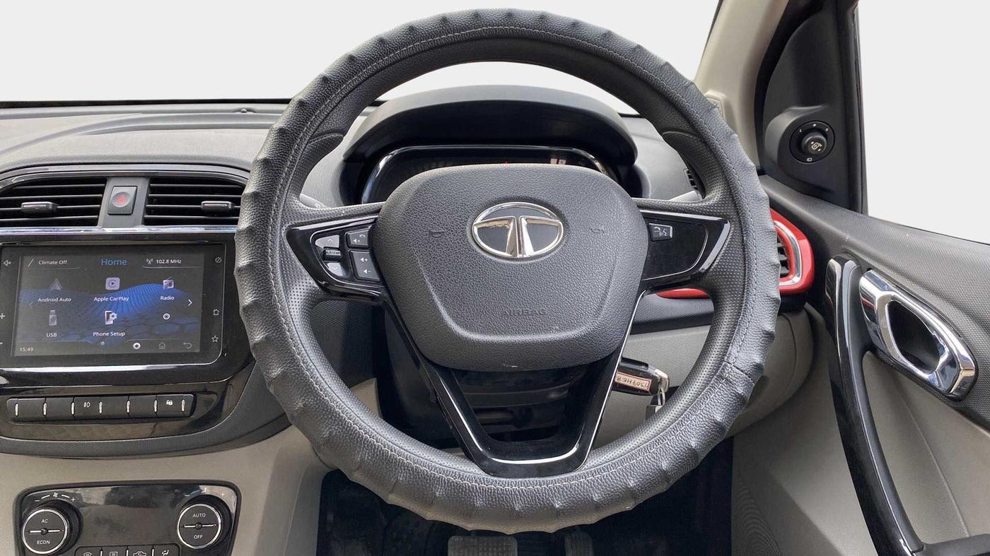 2019 Tata Tiago XZA PLUS PETROL, Petrol, Automatic, 16,697 km, Steering Wheel Close Up