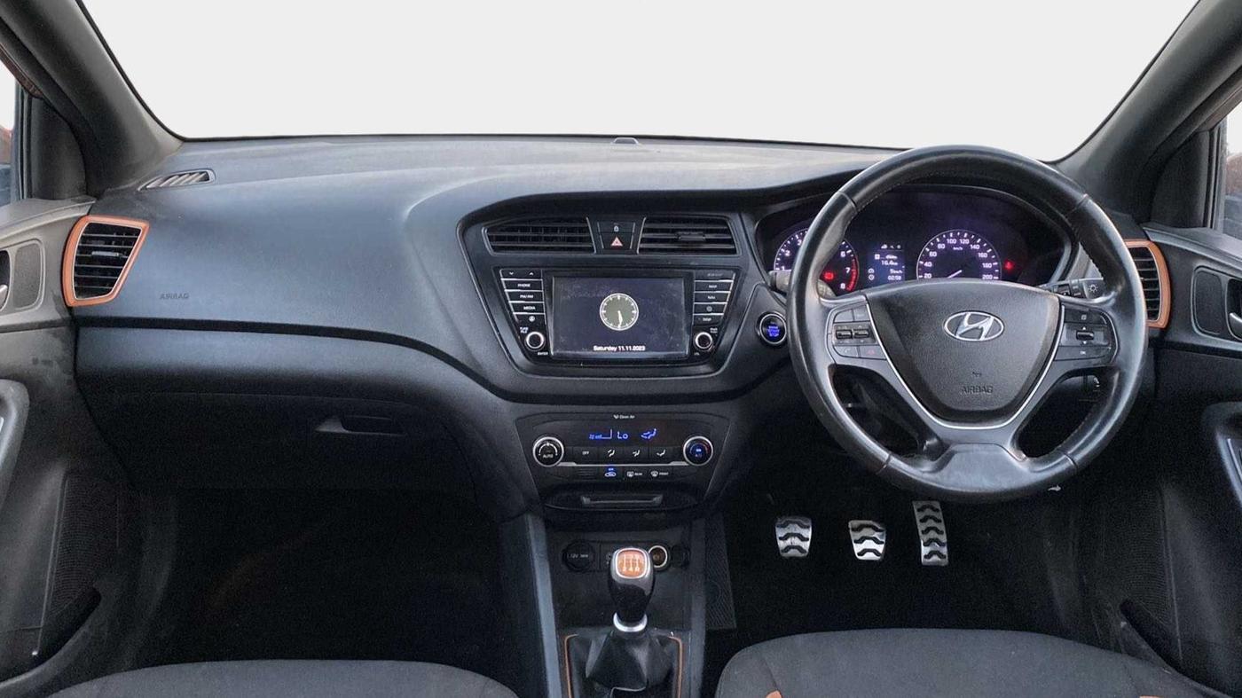 2016 Hyundai i20 Active 1.2 SX, Petrol, Manual, 81,078 km, Dashboard