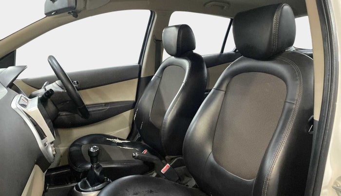 2013 Hyundai i20 MAGNA (O) 1.2, Petrol, Manual, 51,859 km, Right Side Front Door Cabin