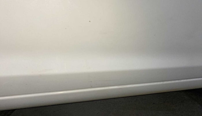 2013 Hyundai i20 MAGNA (O) 1.2, Petrol, Manual, 51,859 km, Driver-side door - Minor scratches
