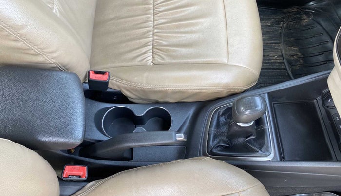 2019 Hyundai Verna 1.6 VTVT SX, Petrol, Manual, 26,288 km, Gear Lever