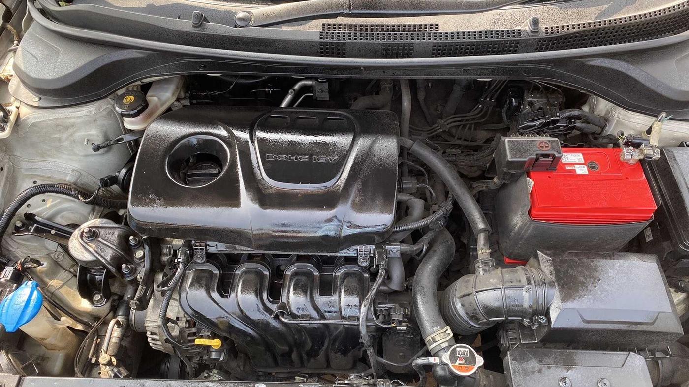 2019 Hyundai Verna 1.6 VTVT SX, Petrol, Manual, 26,288 km, Open Bonet