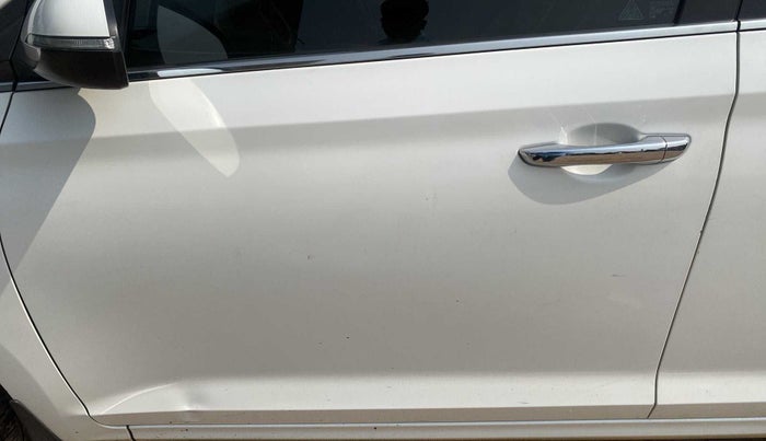 2019 Hyundai Verna 1.6 VTVT SX, Petrol, Manual, 26,288 km, Front passenger door - Slightly dented