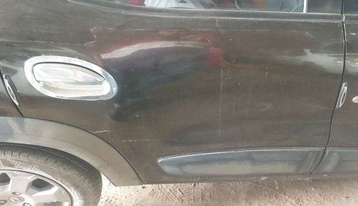 2018 Renault Kwid CLIMBER 1.0 AMT, Petrol, Automatic, 32,307 km, Right rear door - Minor scratches