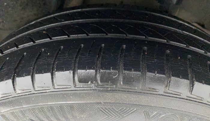 2012 Honda City 1.5L I-VTEC V MT, Petrol, Manual, 88,470 km, Left Rear Tyre Tread