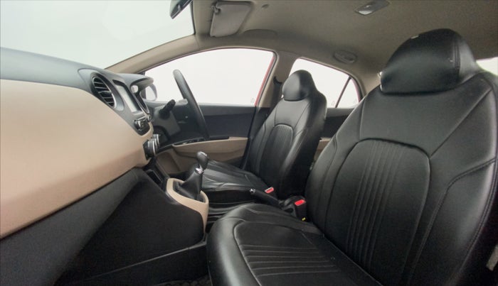 2018 Hyundai Xcent SX 1.2, Petrol, Manual, 34,150 km, Right Side Front Door Cabin