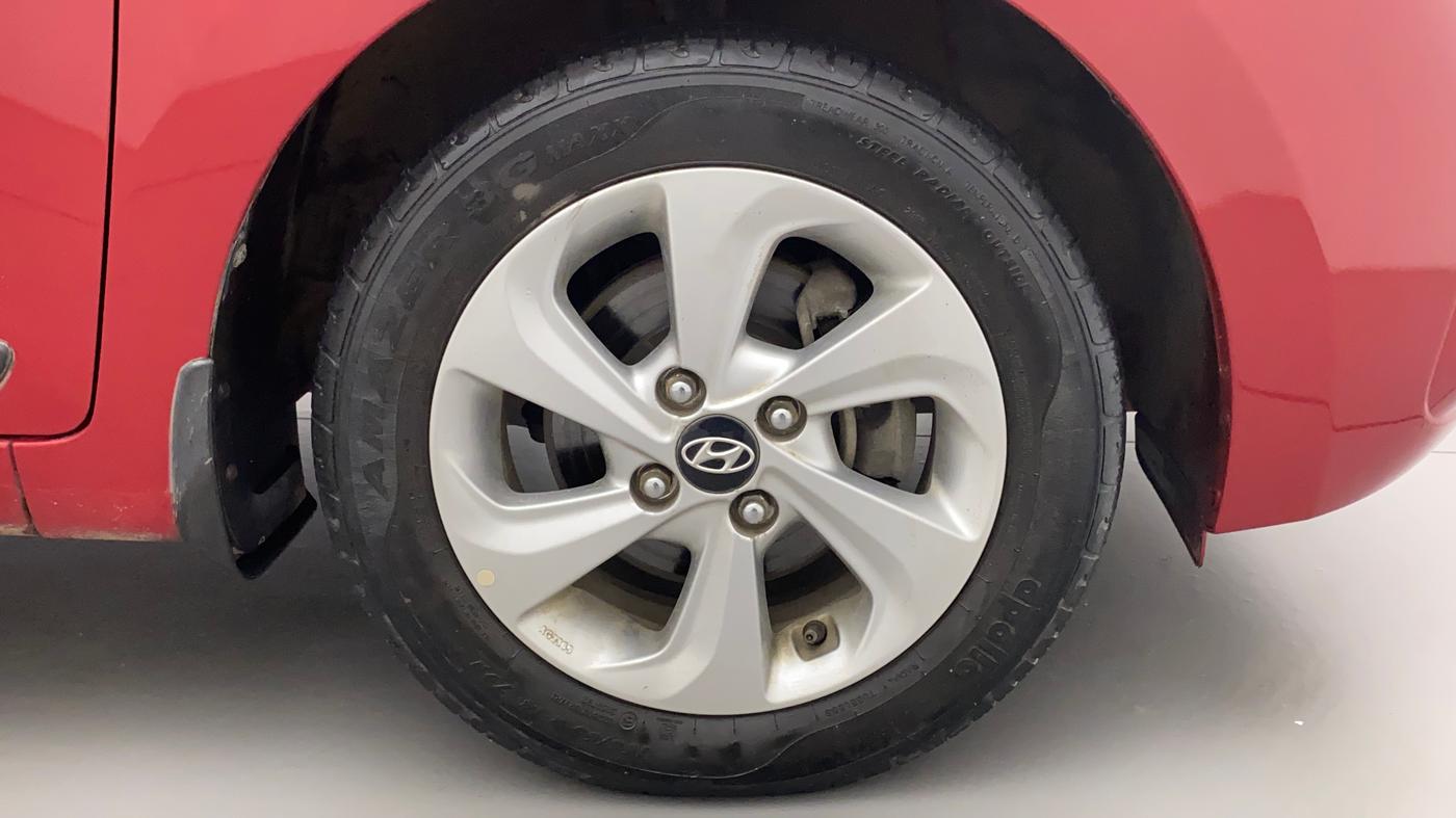 2018 Hyundai Xcent SX 1.2, Petrol, Manual, 34,150 km, Right Front Wheel