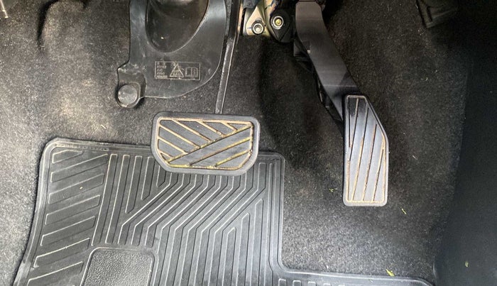 2019 Maruti S PRESSO VXI PLUS AMT, Petrol, Automatic, 20,346 km, Pedals