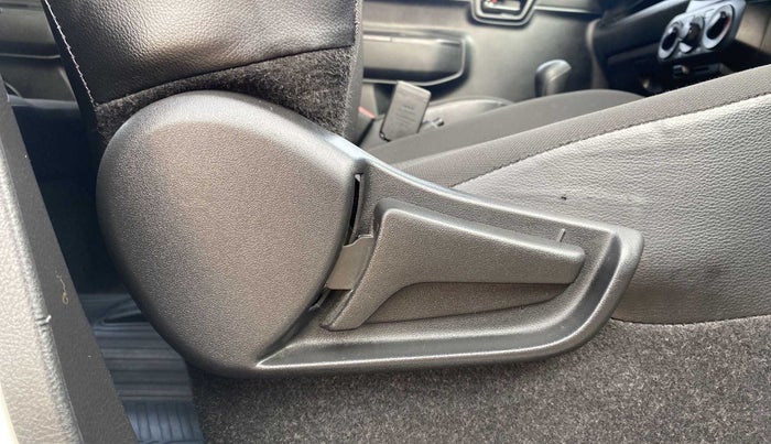 2019 Maruti S PRESSO VXI PLUS AMT, Petrol, Automatic, 20,346 km, Driver Side Adjustment Panel