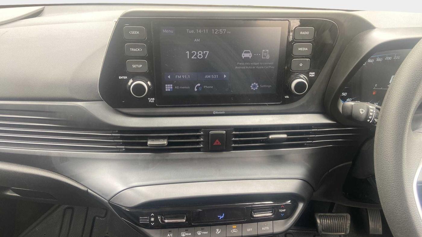 2022 Hyundai NEW I20 SPORTZ 1.2 AT, Petrol, Automatic, 13,772 km, Air Conditioner