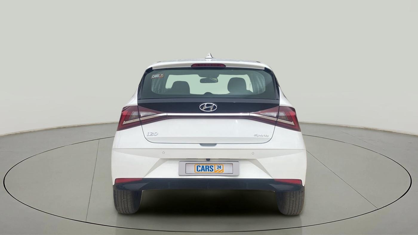 2022 Hyundai NEW I20 SPORTZ 1.2 AT, Petrol, Automatic, 13,772 km, Back/Rear