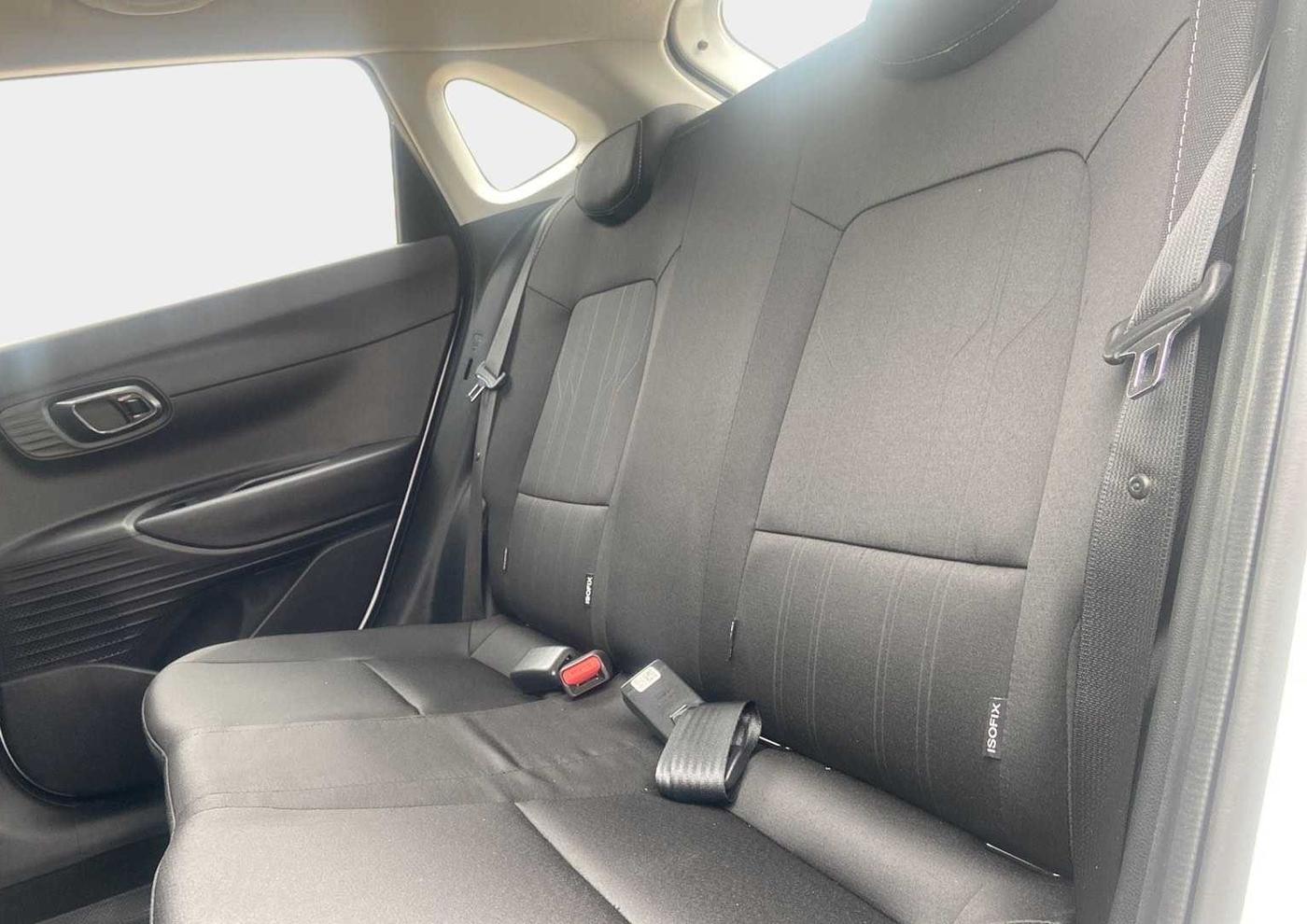 2022 Hyundai NEW I20 SPORTZ 1.2 AT, Petrol, Automatic, 13,772 km, Right Side Rear Door Cabin