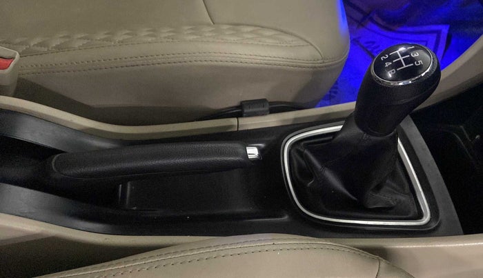 2019 Maruti Ciaz ZETA 1.5 SHVS MT PETROL, Petrol, Manual, 26,272 km, Gear Lever