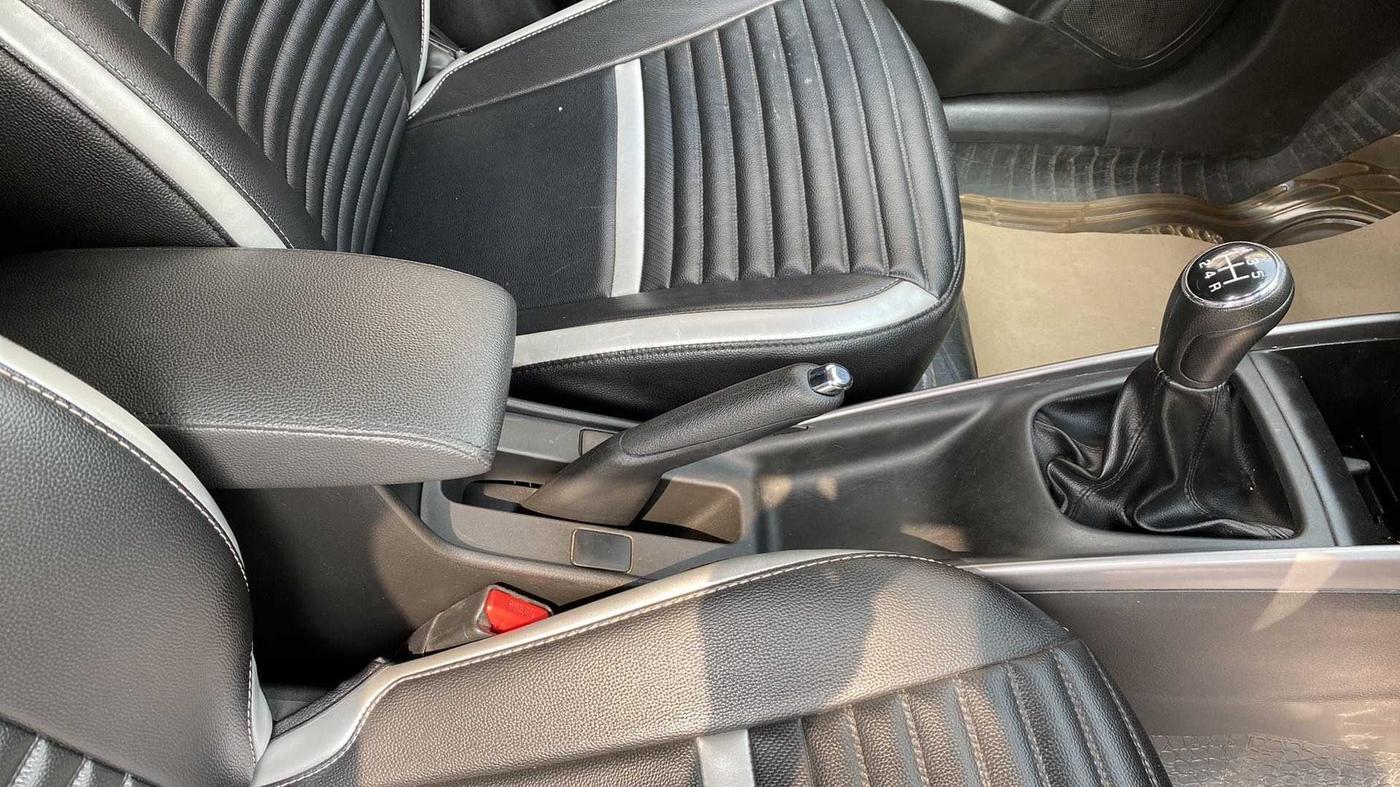 2021 Maruti Baleno ZETA PETROL 1.2, Petrol, Manual, 29,004 km, Gear Lever