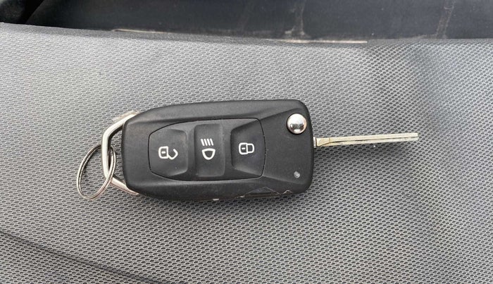 2021 Tata Tiago XZA PLUS PETROL, Petrol, Automatic, 11,906 km, Key Close Up
