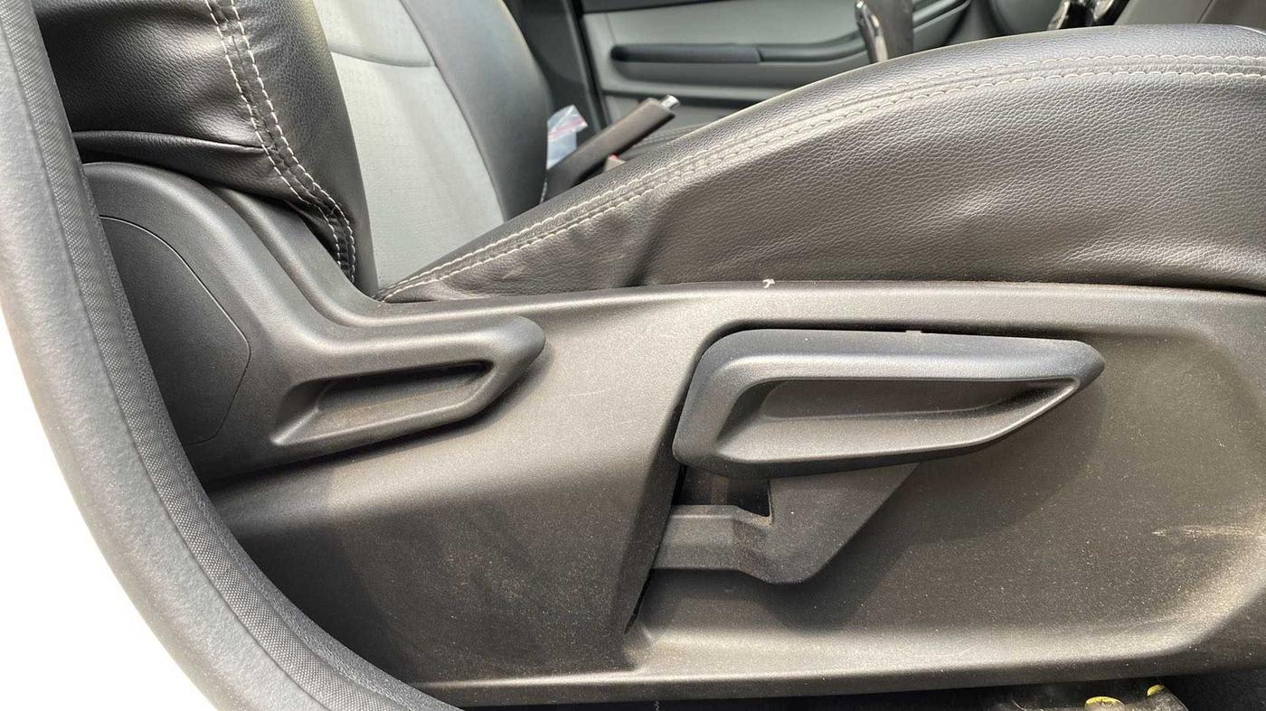 2021 Tata Tiago XZA PLUS PETROL, Petrol, Automatic, 11,906 km, Driver Side Adjustment Panel