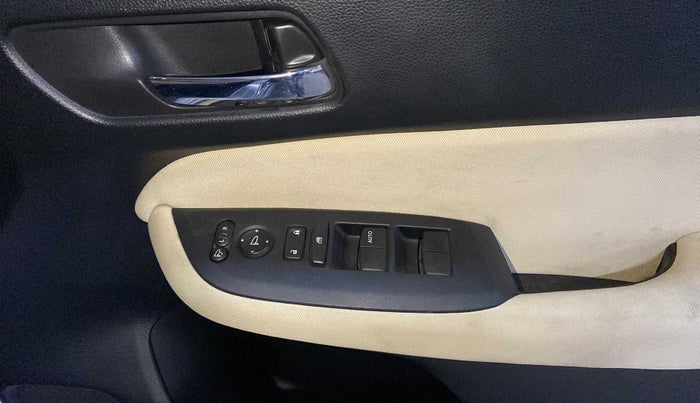 2021 Honda City 1.5L I-VTEC V MT 5TH GEN, Petrol, Manual, 17,440 km, Driver Side Door Panels Control
