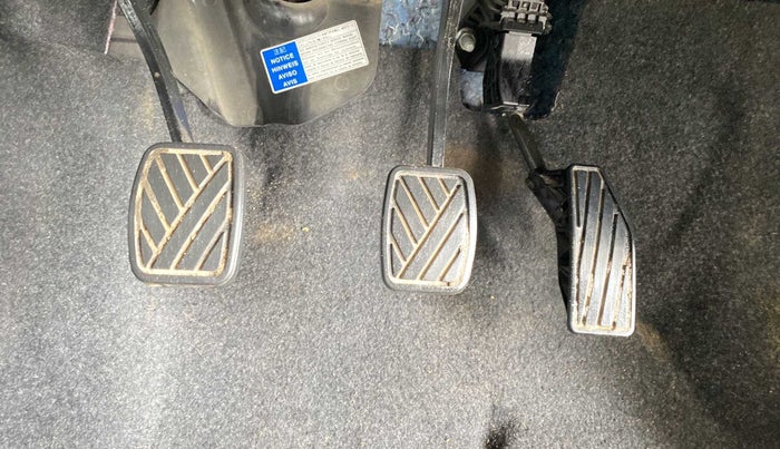 2019 Maruti Swift VXI, Petrol, Manual, 26,145 km, Pedals