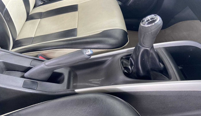 2015 Maruti Baleno DELTA PETROL 1.2, Petrol, Manual, 48,078 km, Gear Lever