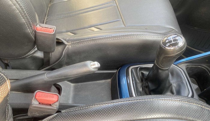 2017 Maruti IGNIS DELTA 1.2, Petrol, Manual, 26,830 km, Gear Lever