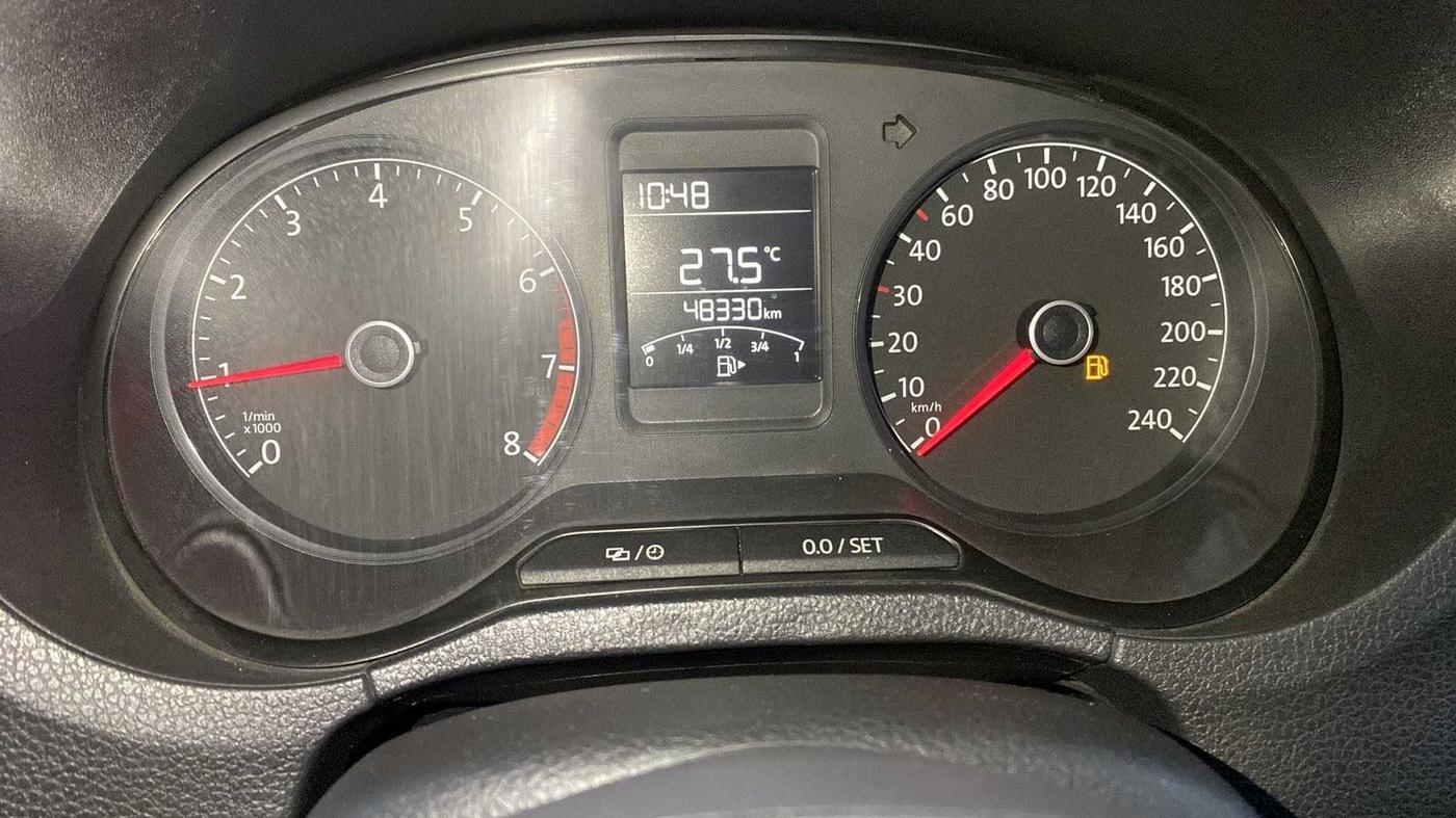 2019 Volkswagen Ameo TRENDLINE 1.0L, Petrol, Manual, 48,350 km, Odometer Image