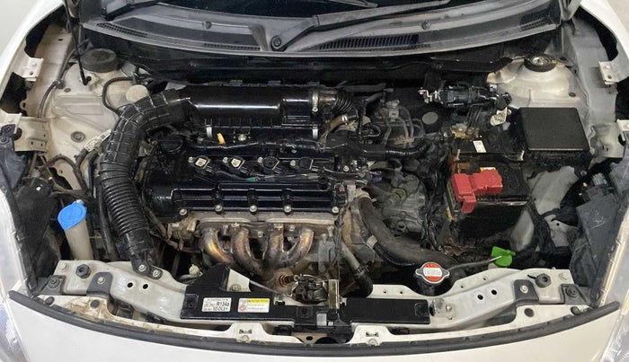 2019 Maruti Swift LXI, Petrol, Manual, 1,06,184 km, Open Bonet