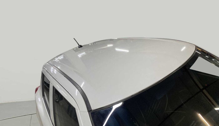 2019 Maruti Swift LXI, Petrol, Manual, 1,06,184 km, Roof