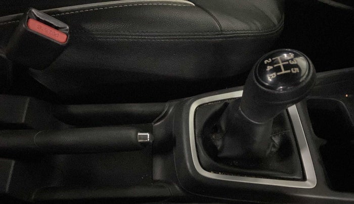 2019 Maruti Swift VXI, Petrol, Manual, 35,130 km, Gear Lever