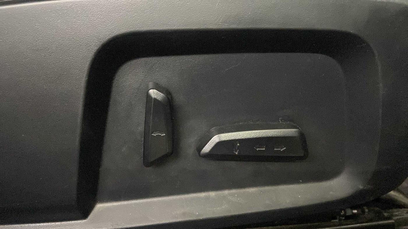 2020 Tata Harrier XZ PLUS 2.0L DARK EDITION, Diesel, Manual, 52,809 km, Driver Side Adjustment Panel
